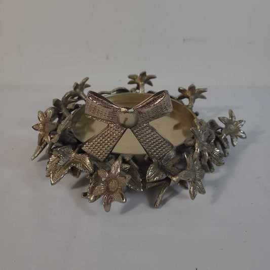 GOLD BOW CANDLE HOLDER