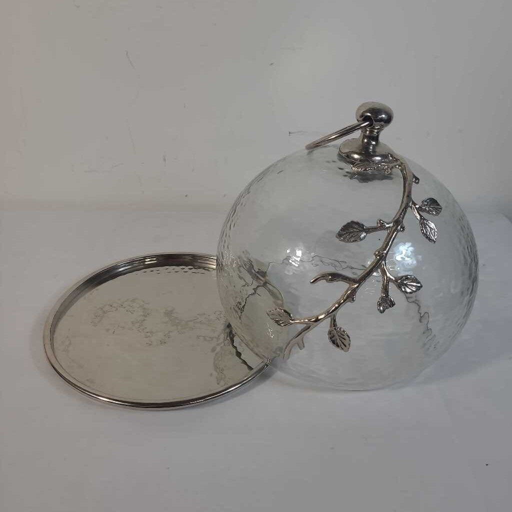 DIMPLED DOME ON SILVER BASE