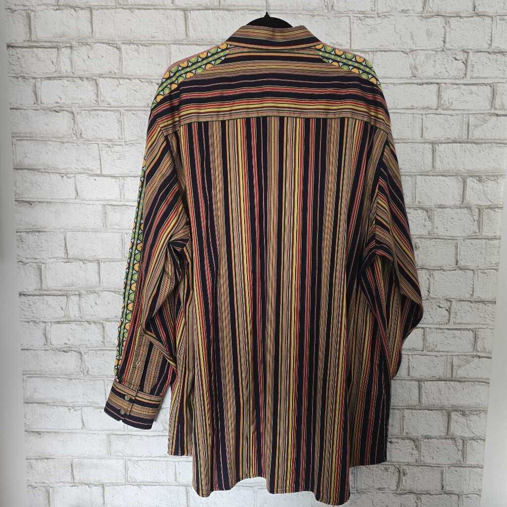 ROBERT GRAHAM Button Down Shirt