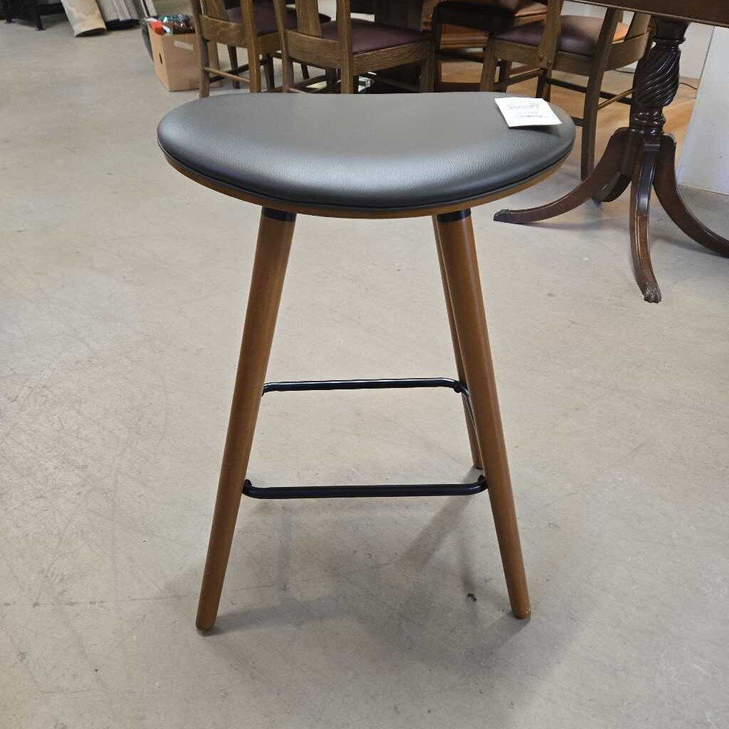 SADDLE COUNTER HEIGHT STOOL