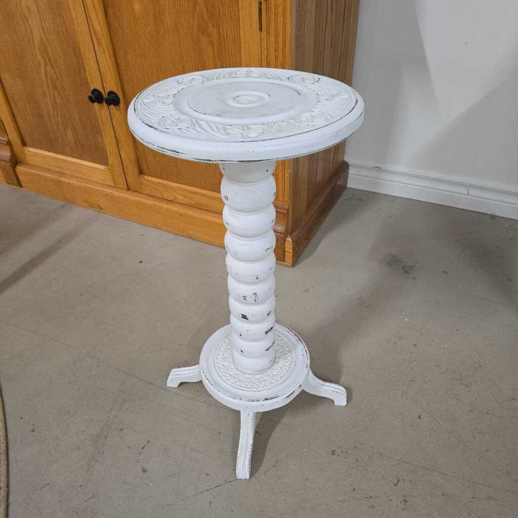 DISTRESSED WHITE PLANT STAND