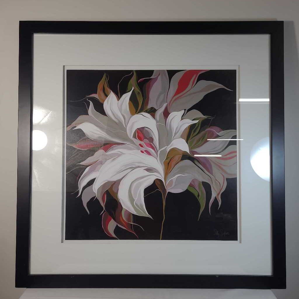 WHITE/RED FLOWER IN W/ BLACK FRAME