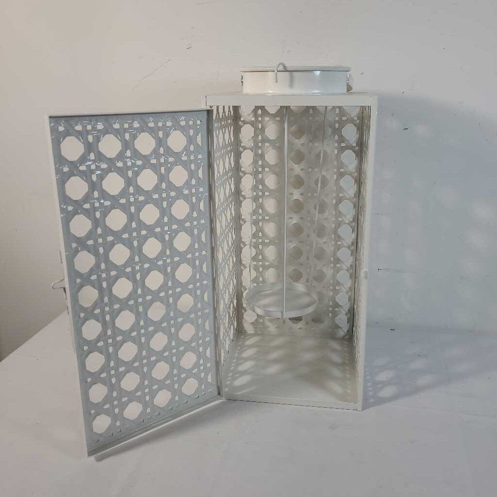 TALL WHITE METAL CANDLE LANTERN