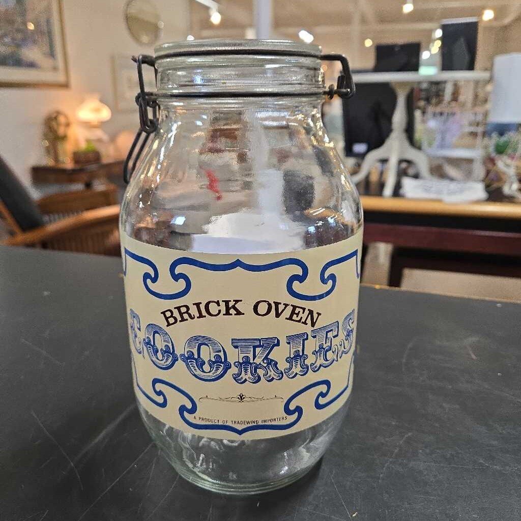 BRICK OVEN COOKIES JAR