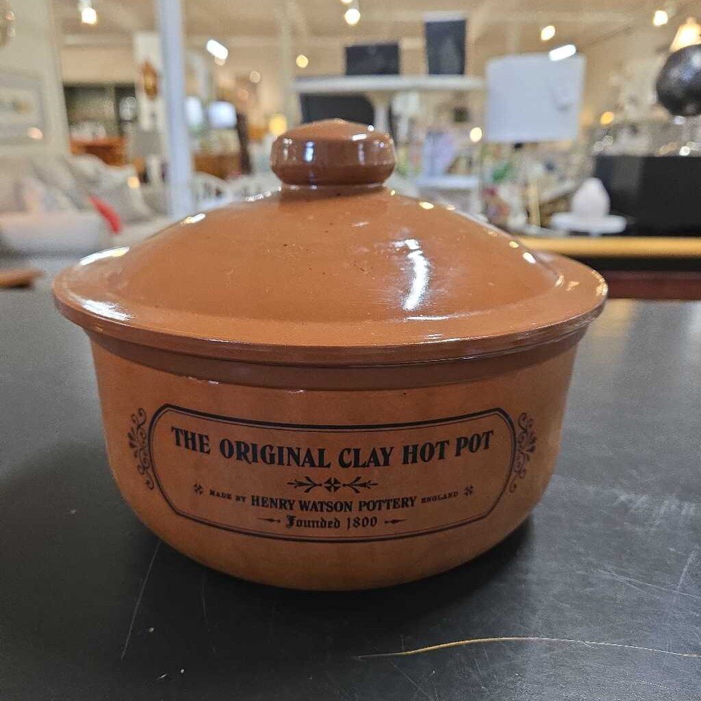 THE ORIGINAL CLAY HOT POT