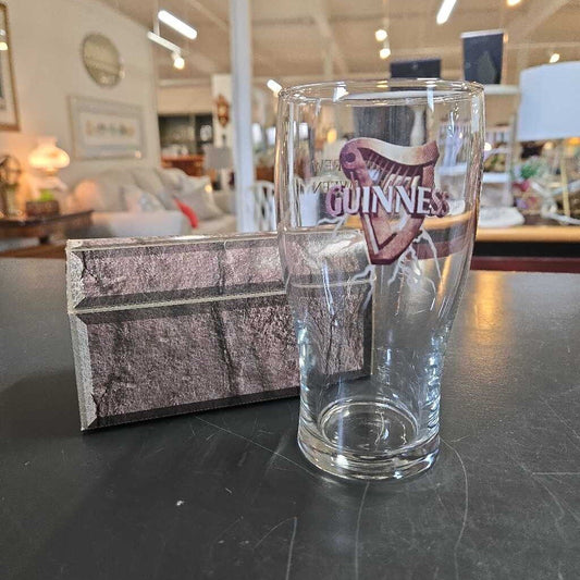 GUINNESS HALLOWEEN GLASS - BOX