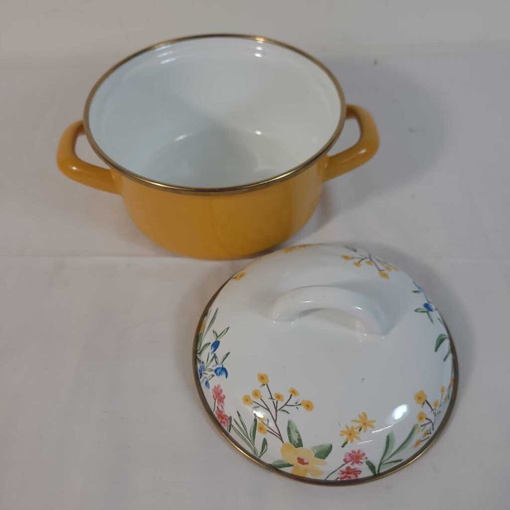 ENGLISH HOME YELLO ENAMEL POT