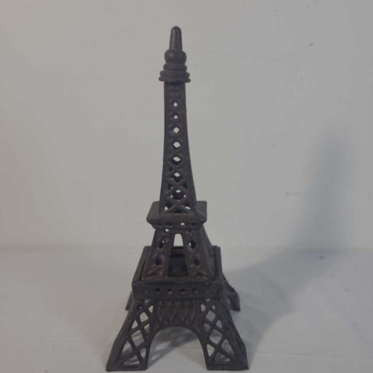 CAST IRON EIFFEL TOWER TEALIGHT HOLDER