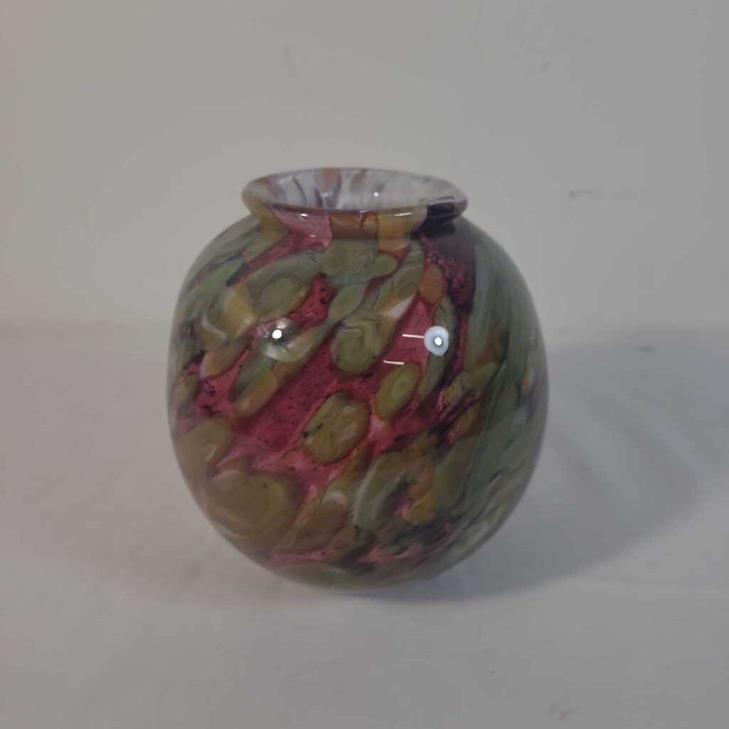 PINK/ GREEN BLOWN GLASS VASE