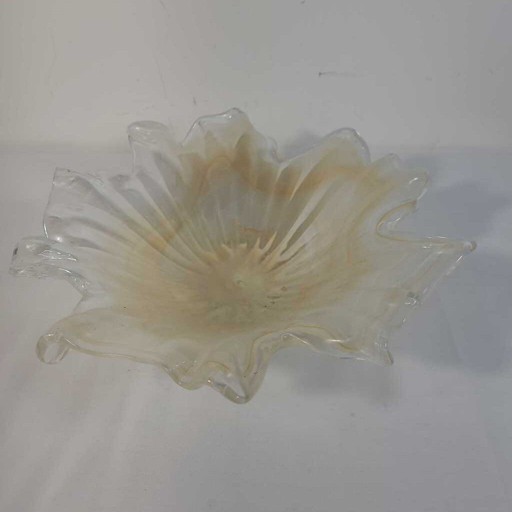 RUFFLE EDGE GLASS BOWL