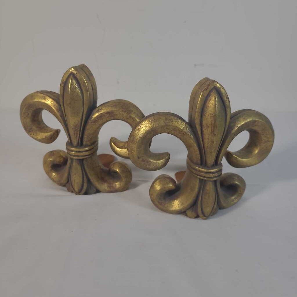 PR FLUUER DE LIS BOOK ENDS