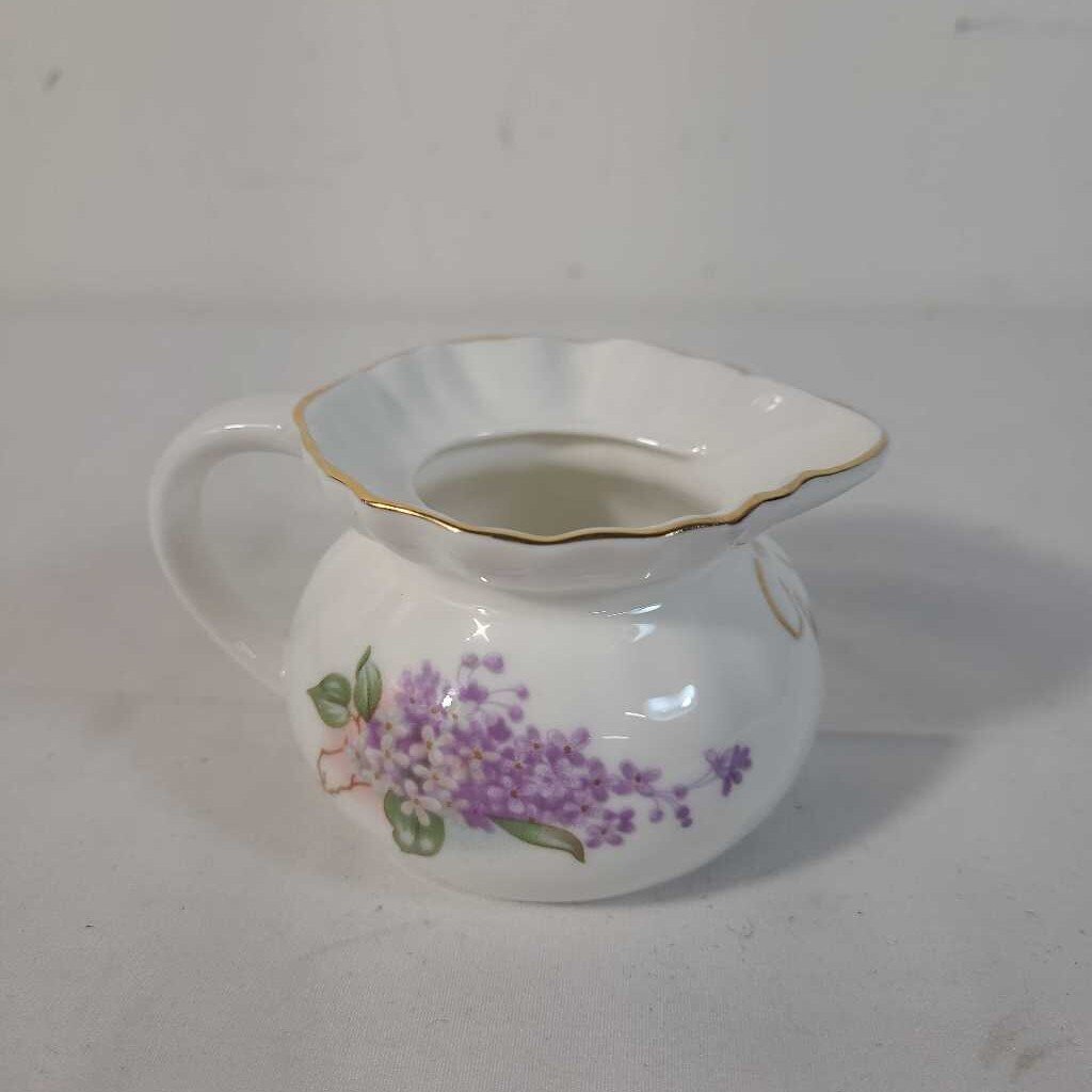 PORCELAIN CREAMER W/ LILACS