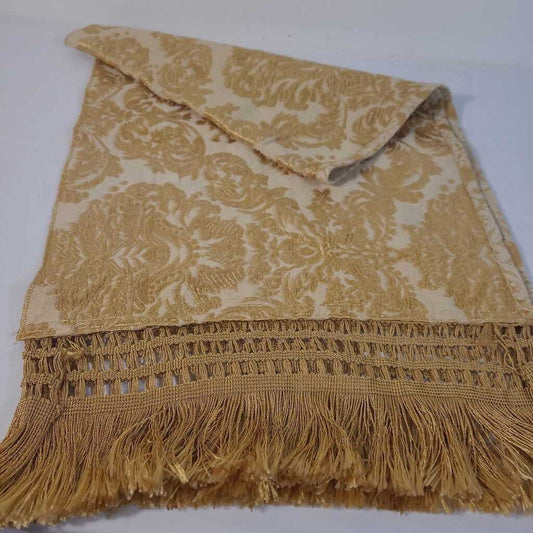 GOLD TABLE RUNNER