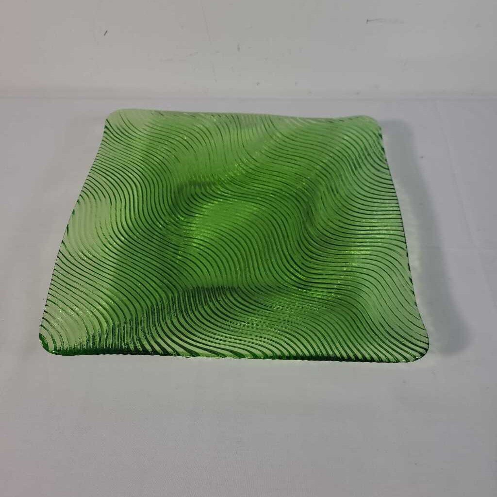 LG SQ GREEN GLASS DISH