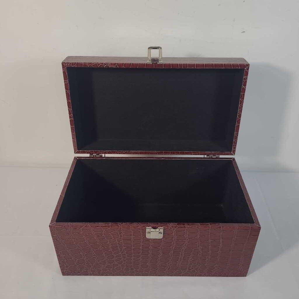 BROWN SNAKE SKIN BOX