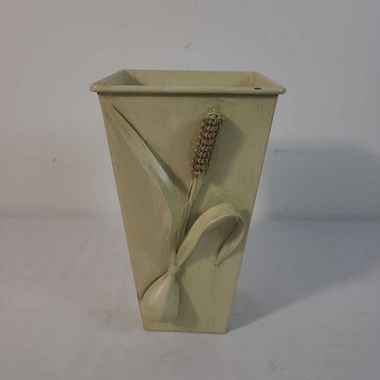 SM TIN WHEAT VASE/PLANTER