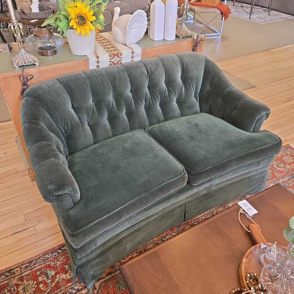 GREEN VELVET LOVESEAT