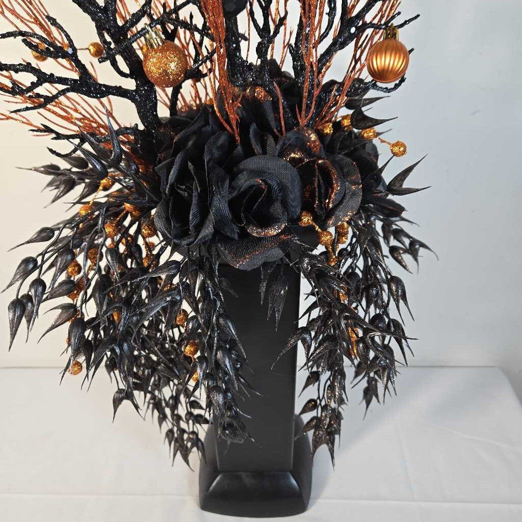 BLACK & ORANGE ARRANGEMENT