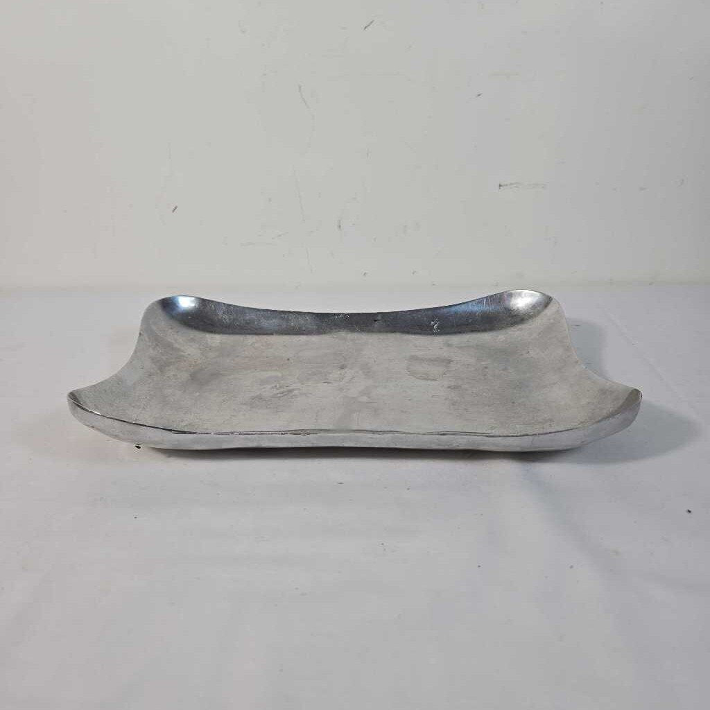 SILVER CURVED TRAY
