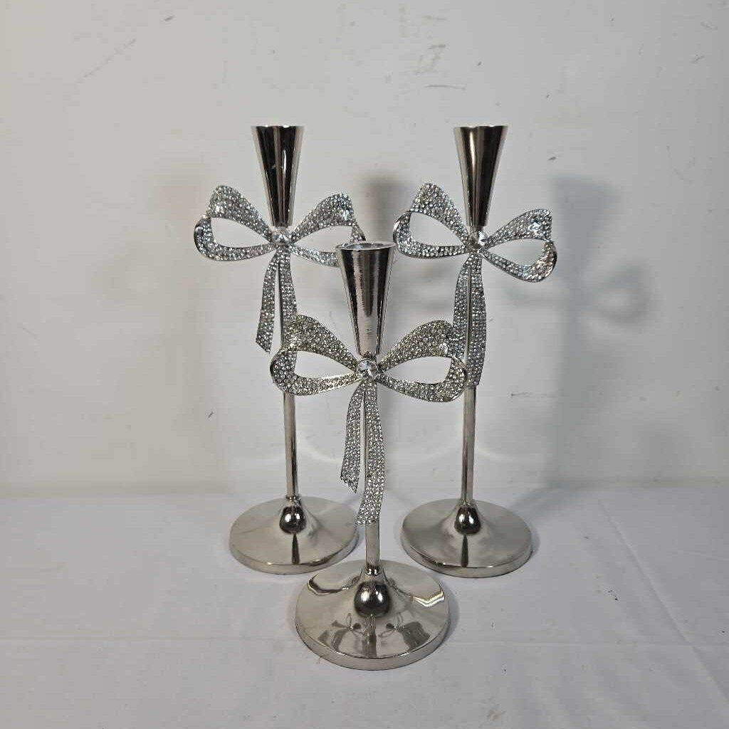 S/3 SILVER CANDLESTICKS WITH BOWS