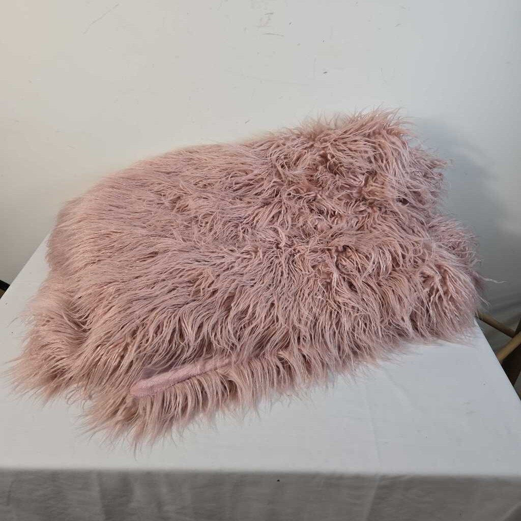 PINK FUZZY BLANKET