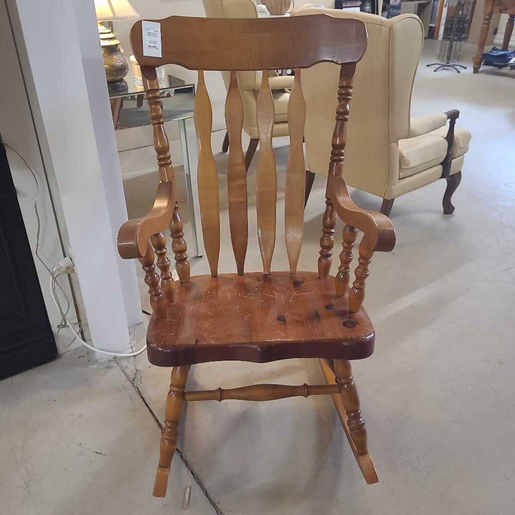 PINE ROCKING CHAIR