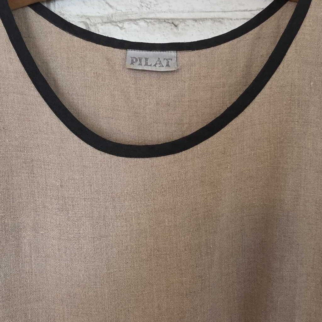 MACIEJ PILAT Linen Top Poland