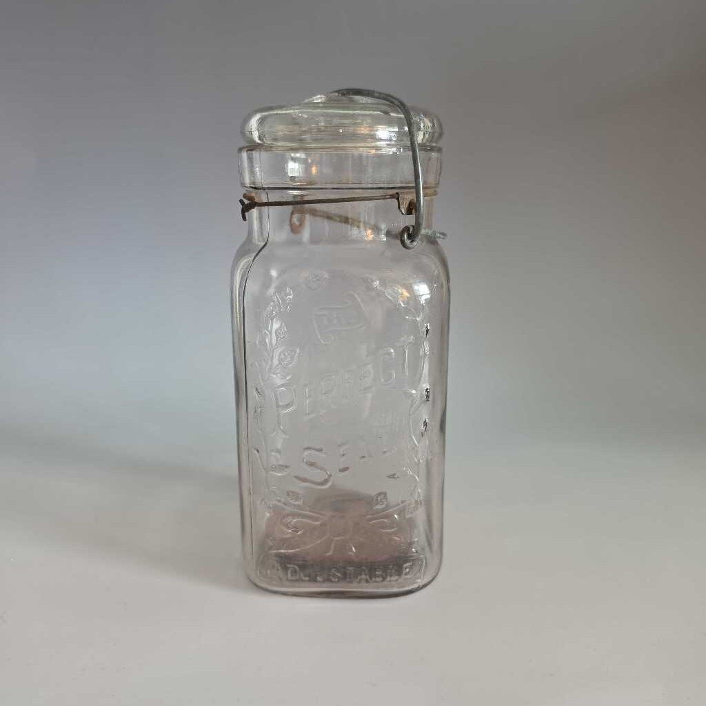 Antique Sun Coloured Light Amethyst PERFECT SEAL Jar