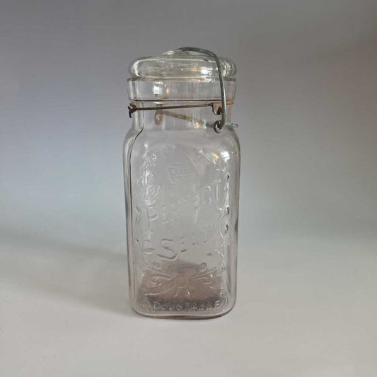 Antique Sun Coloured Light Amethyst PERFECT SEAL Jar