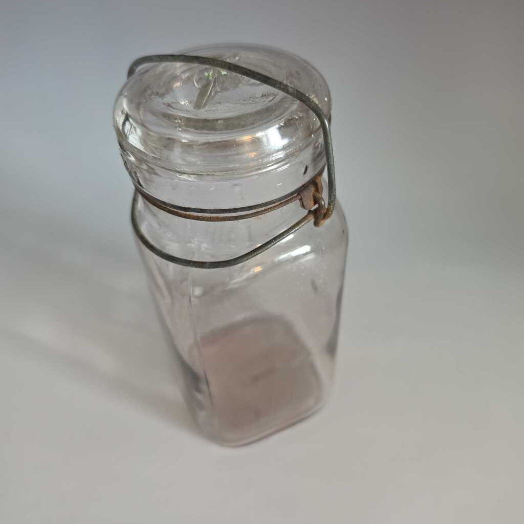 Antique Sun Coloured Light Amethyst PERFECT SEAL Jar