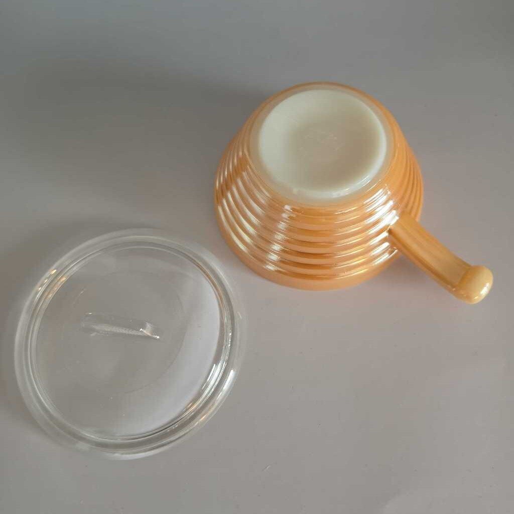 FIRE-KING "BEEHIVE" Individual Casserole/Soup Handled Bowl