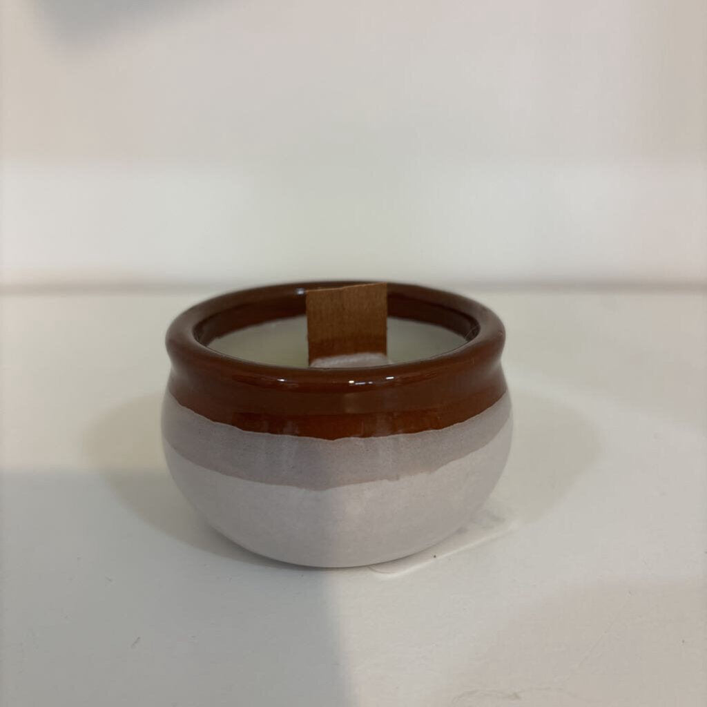 BEESWAX CANDLE POT