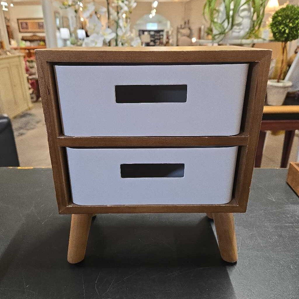 DECOR STORAGE