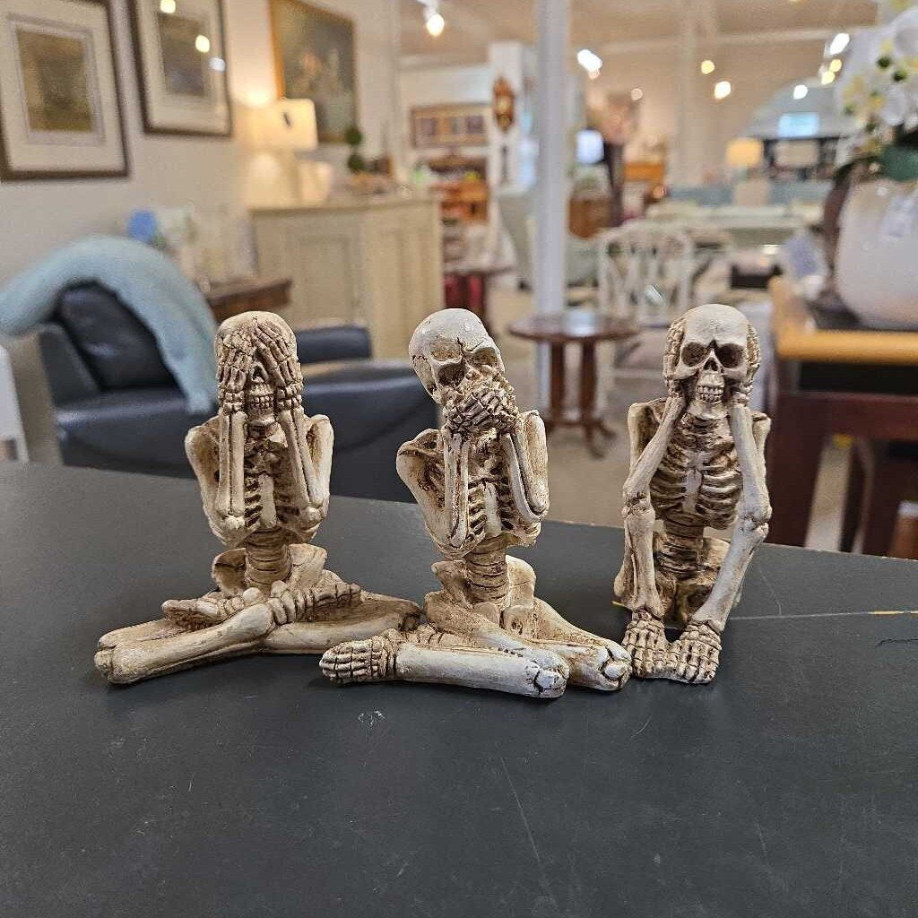 SEE, SPEAK, HEAR NO EVIL SKELETONS