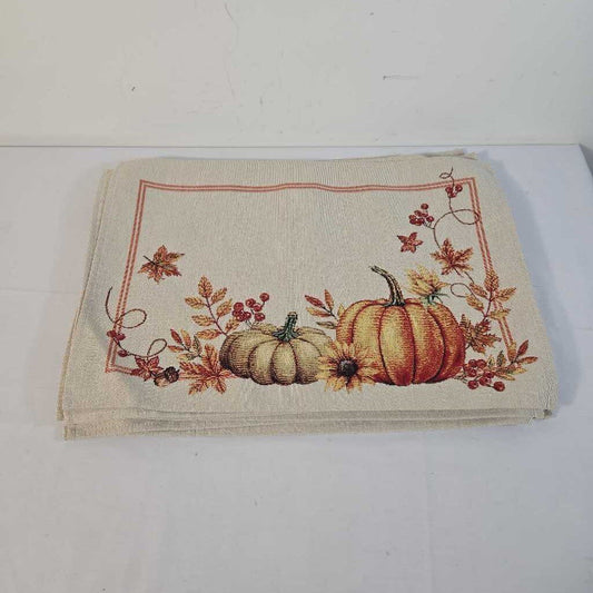 S/8 PUMPKIN PLACEMATS
