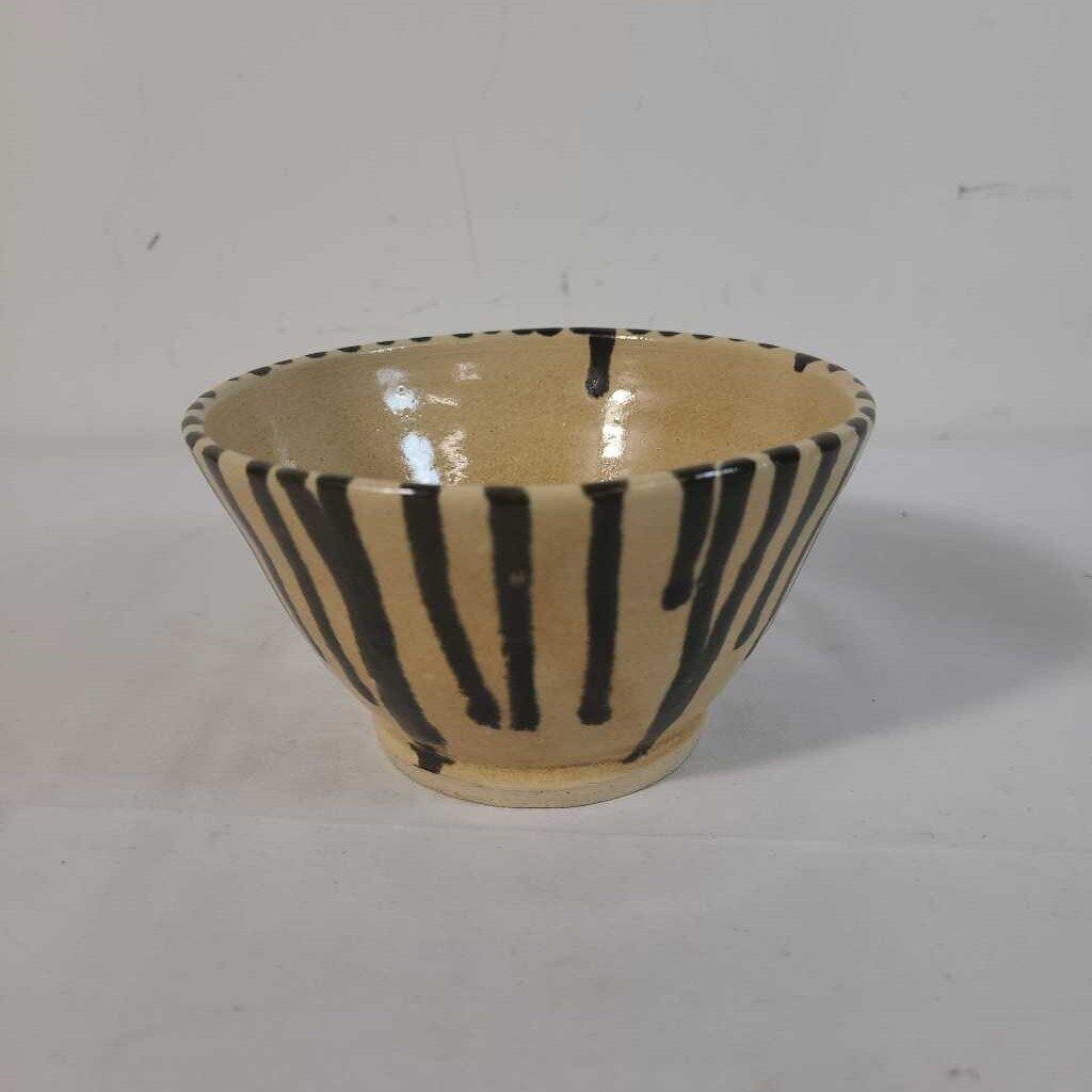 YELLOW W/ BROWN DRIPS POTTERY DISH