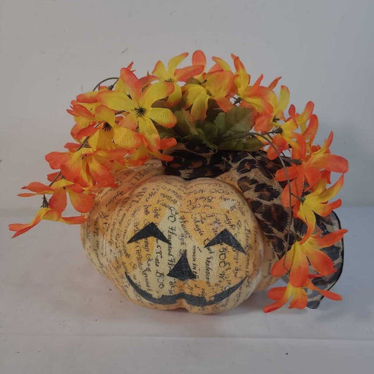 PUMPKIN W/ FLOWERS & SCARF
