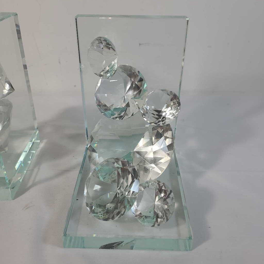PR GLASS BOOKENDS