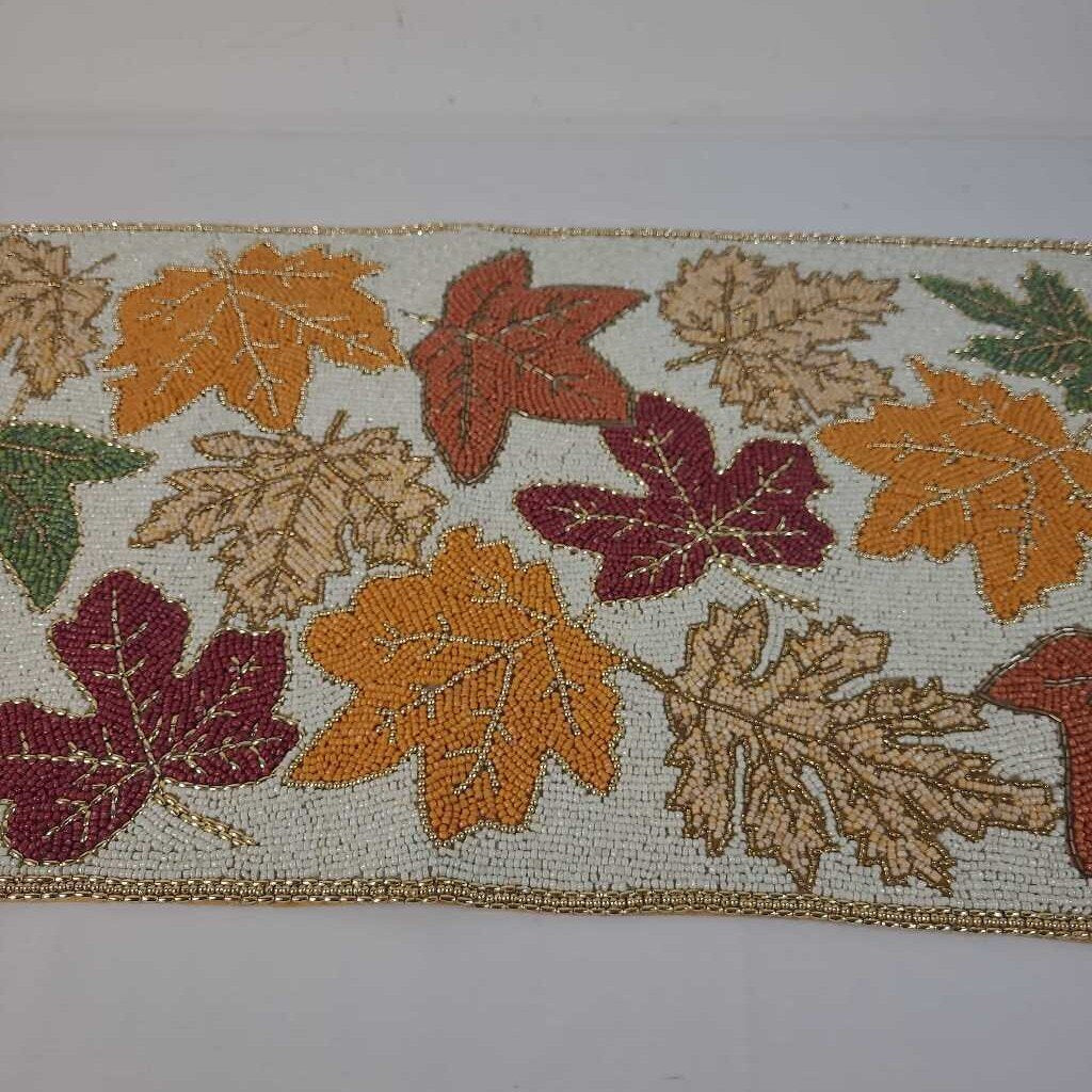 BEADED LEAF CENTERPIECE