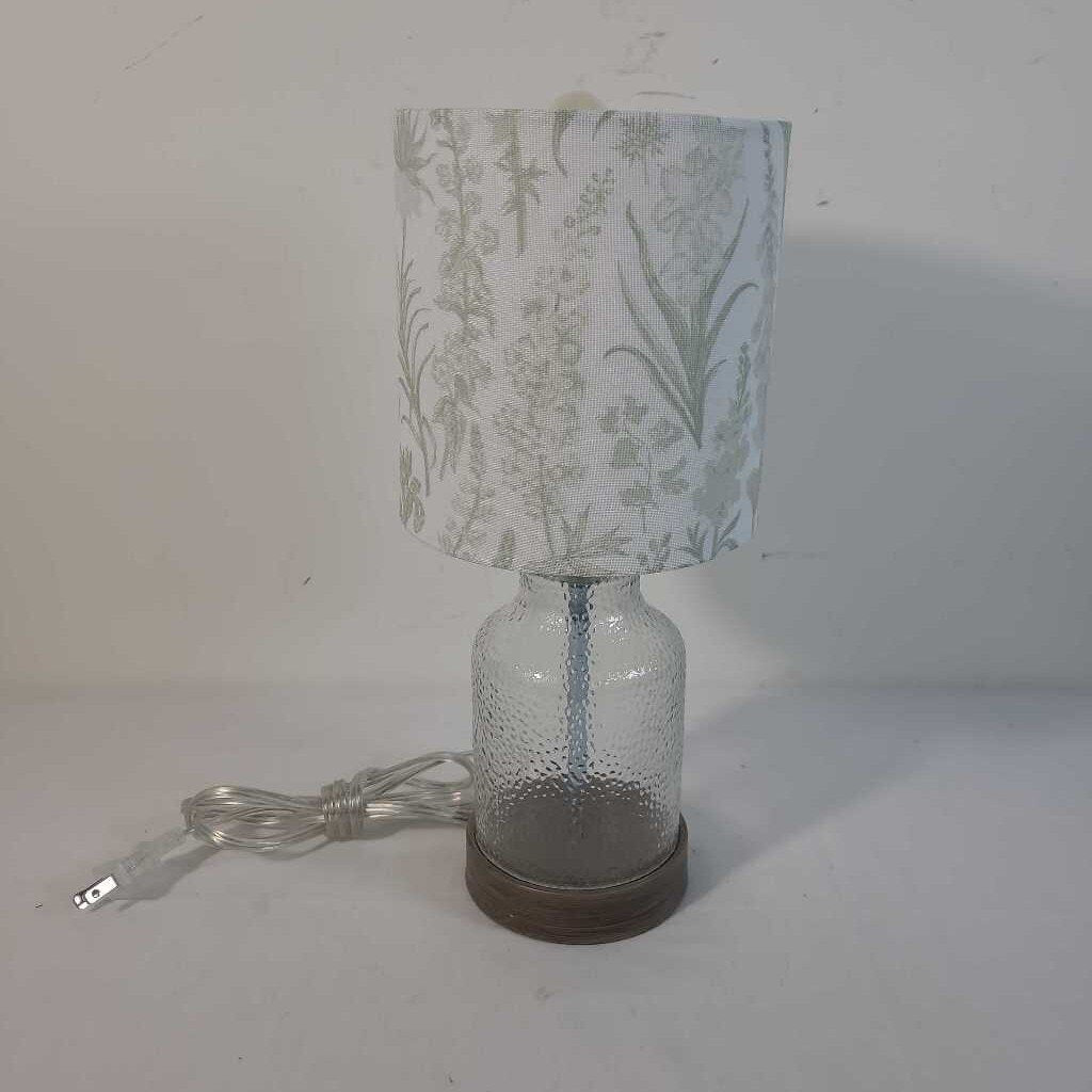 GLASS BASE TABLE LAMP W/GREEN & WHITE SHADE
