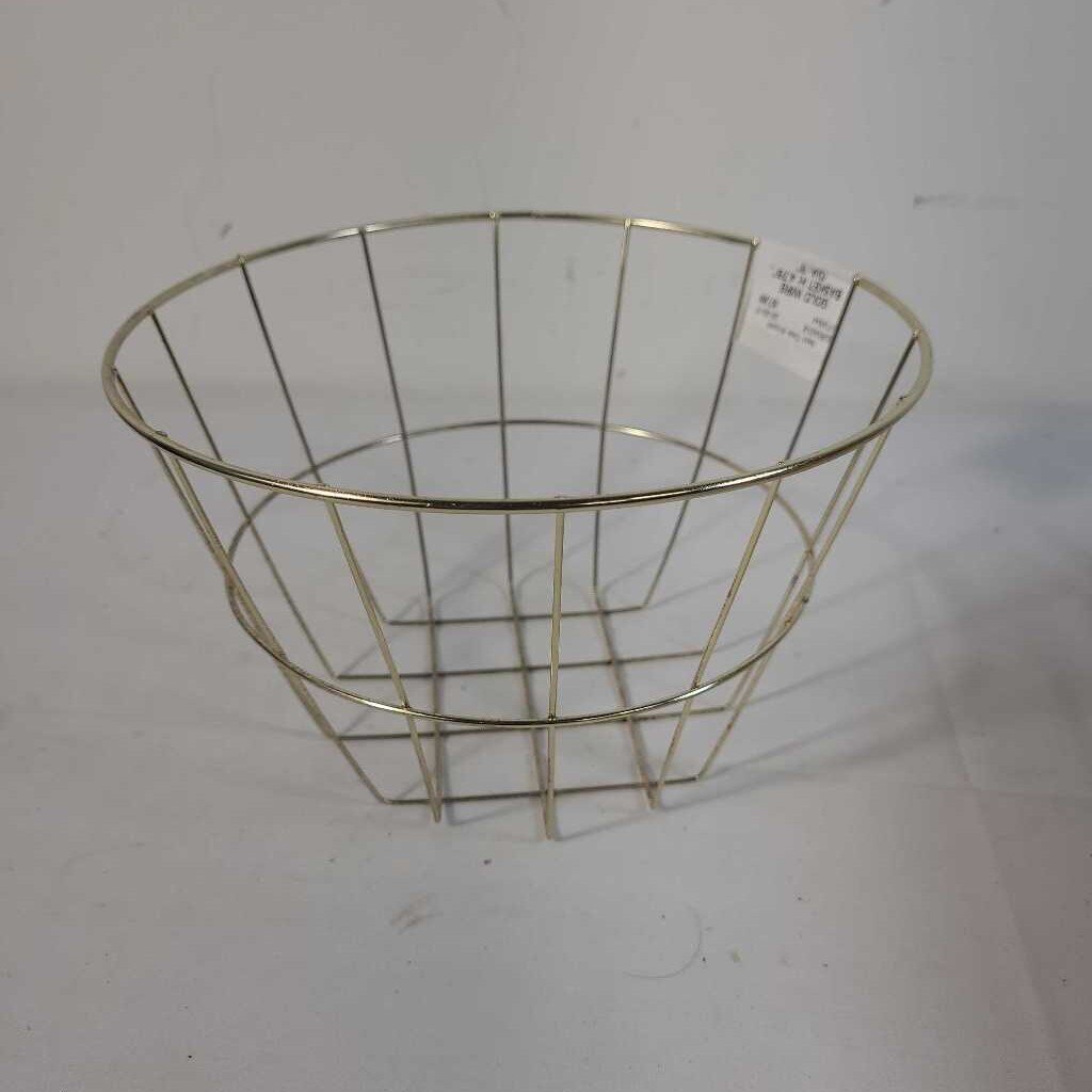 GOLD WIRE BASKET