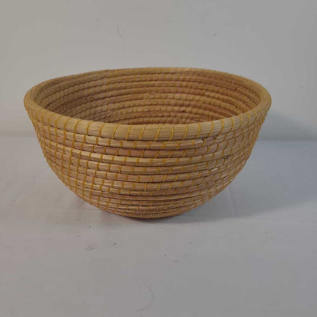 WOVEN BOWL