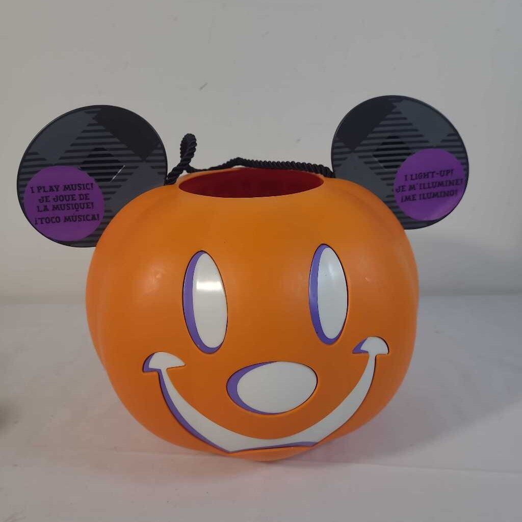 MICKEY MOUSE PUMPKIN