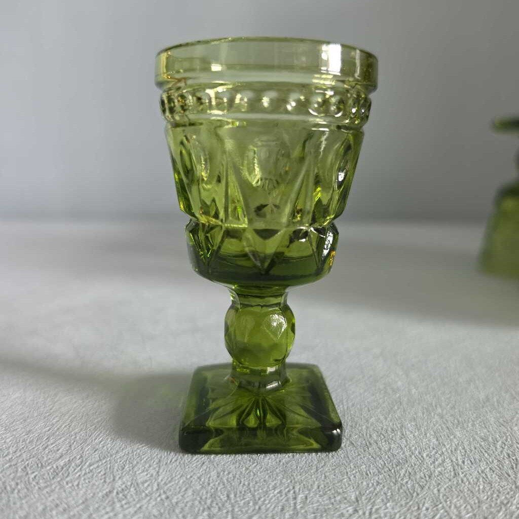 INDIANA GLASS Co. Colony "Park Lane" Avocado Green Shot/Cordial Glass 1960s