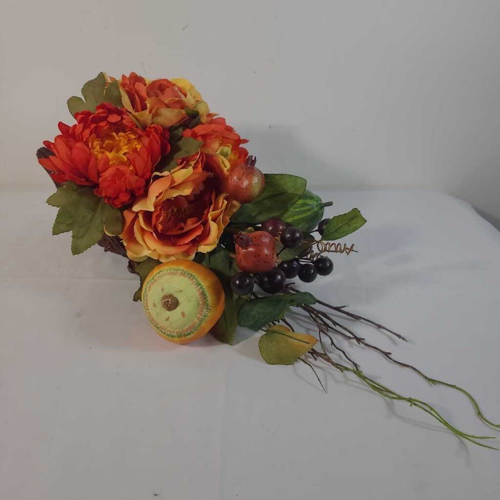 CORNUCOPIA W/ FALL FLOWERS