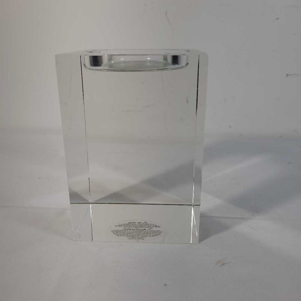SQ GLASS CANDLE HOLDER