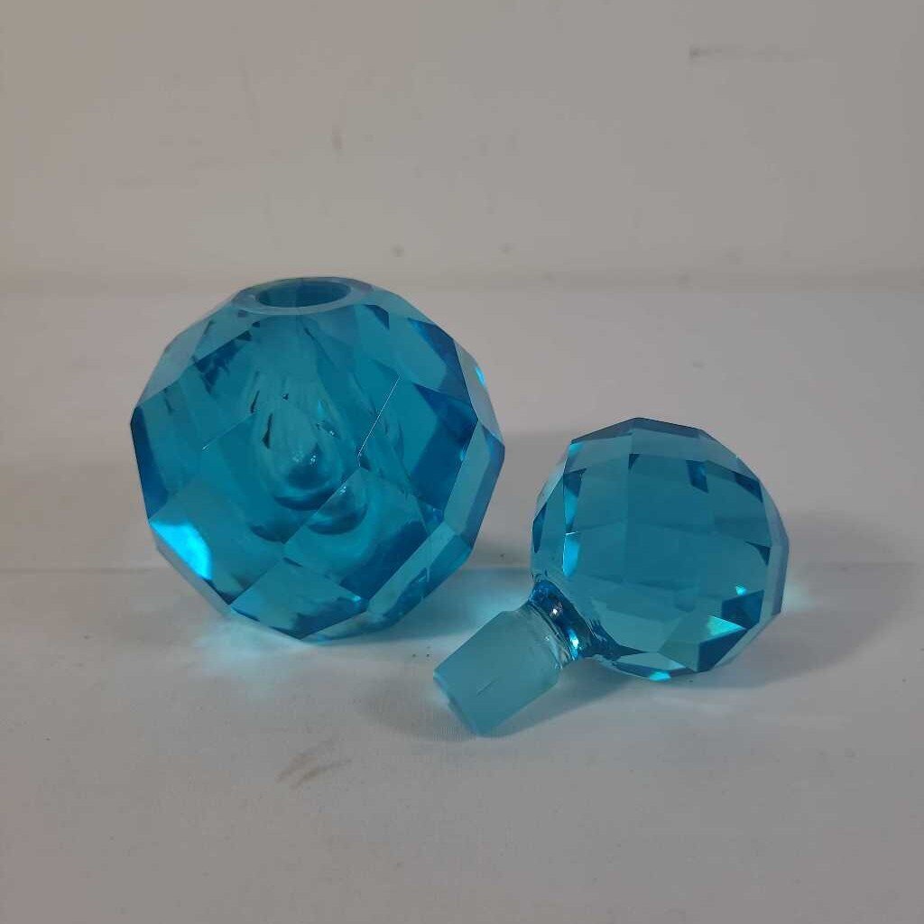 VTG TURQUOISE BLUE PERFUME BOTTLE W/ STOPPER