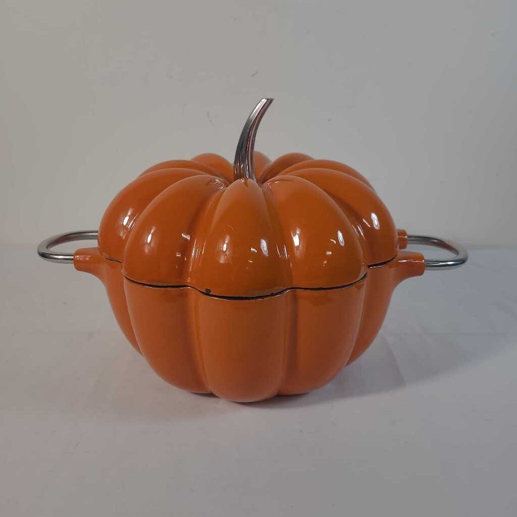 ENAMELED CAST IRON PUMPKIN DUTCH OVEN