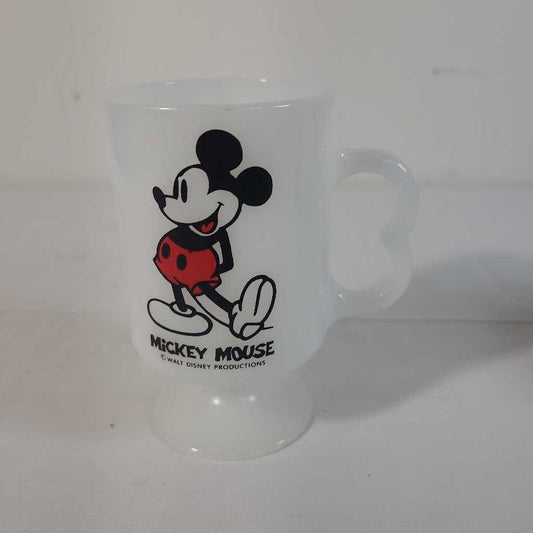 VTG MICKEY MOUSE MILK GLASS MUG