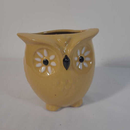 YELLOW OWL VASE